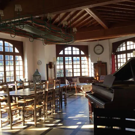 Maison Beausejour לינה וארוחת בוקר