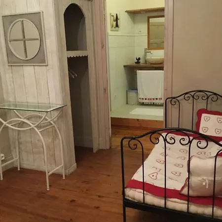 לינה וארוחת בוקר Maison Beausejour Chapeauroux