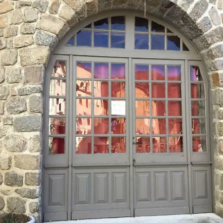 Maison Beausejour לינה וארוחת בוקר Chapeauroux